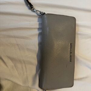 Michael kors wallett